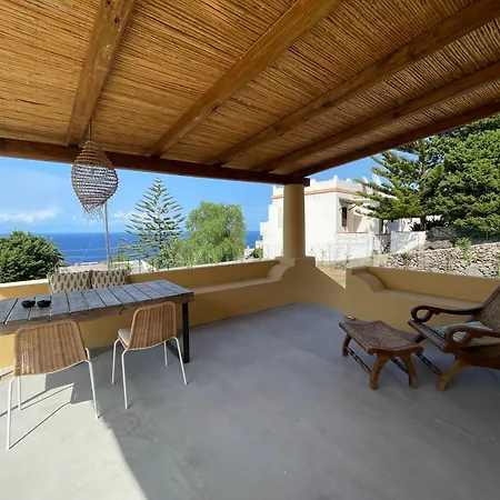 La Casuzza - Garden And Terrace Sea View Holiday home Malfa (Salina)